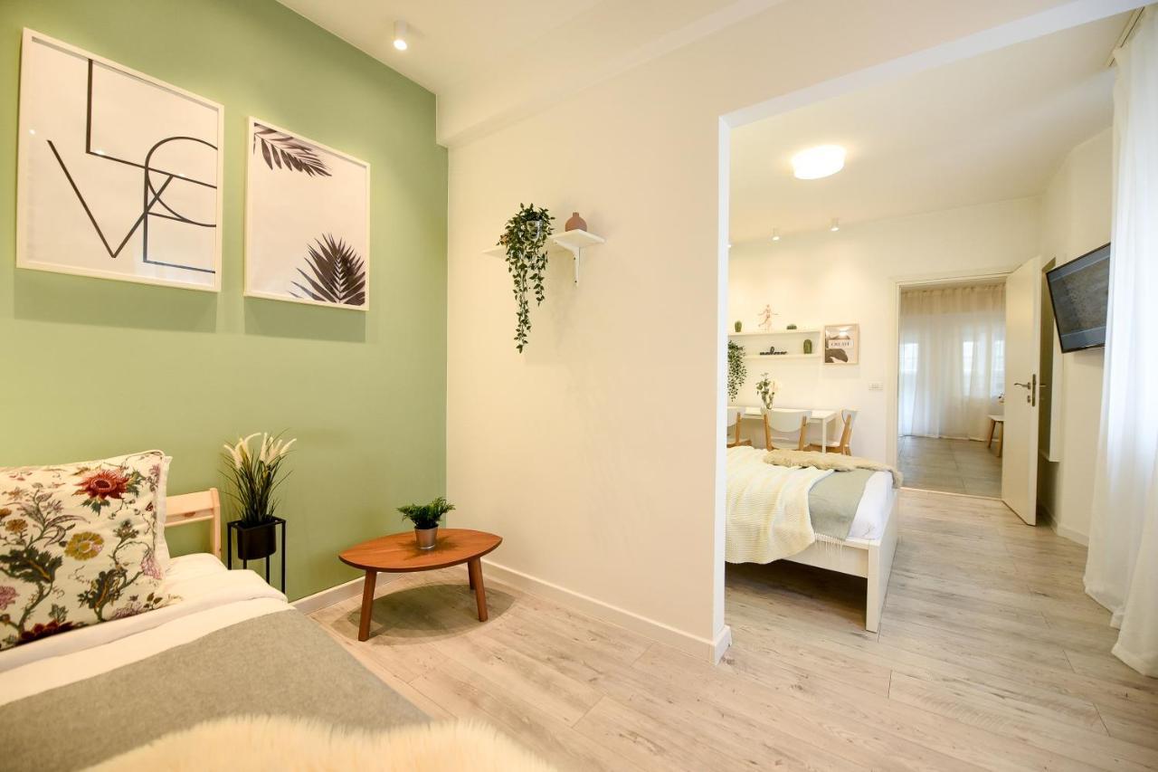 Spacious 1Br In The City Center - Amazing For Extended Stays Bucureşti Ngoại thất bức ảnh